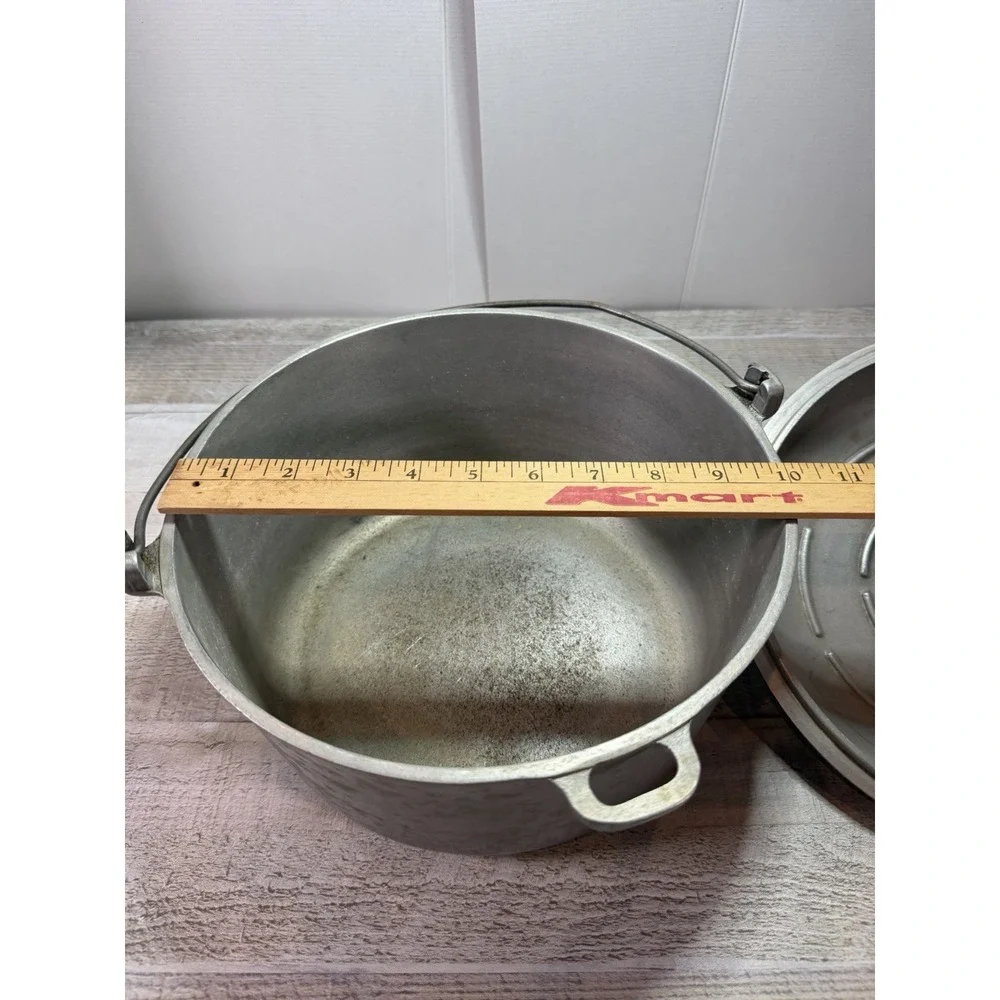 Vintage Majestic Cook Ware 6 Qt Dutch Oven Stock Pot w/ Bail Handle and Lid
